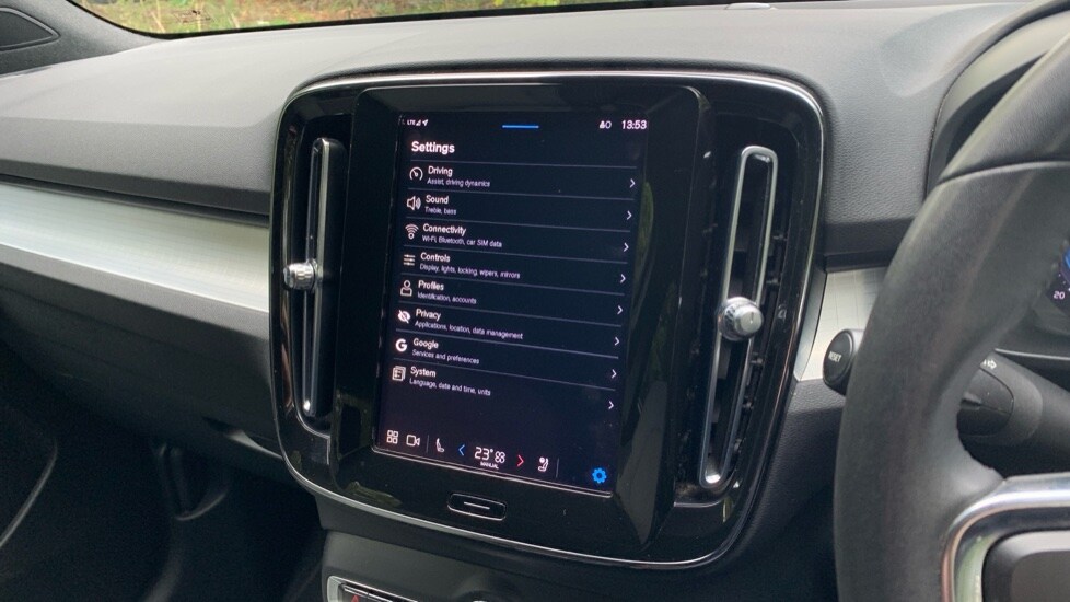 Used Volvo XC40 2022 for sale - 75902218: Photo 42