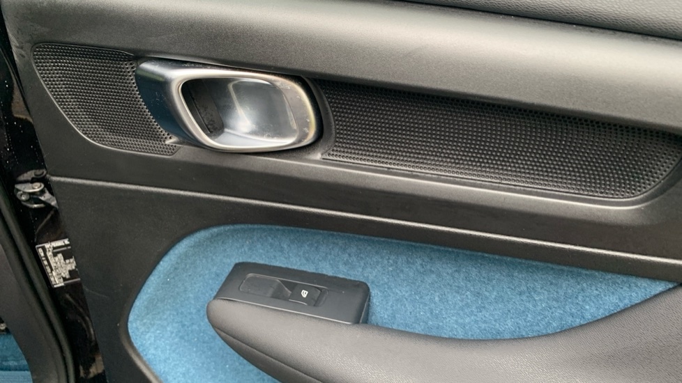 Used Volvo XC40 2022 for sale - 76563754: Photo 19