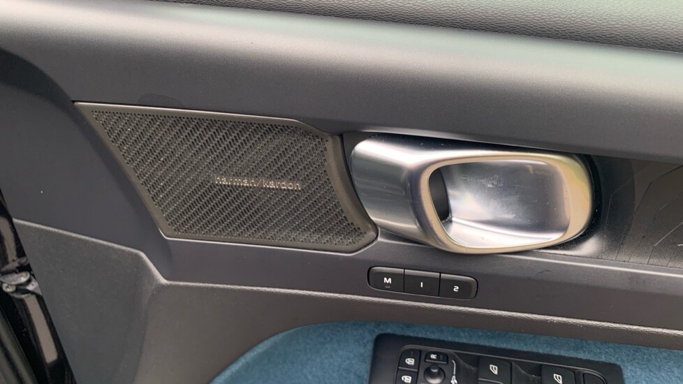 Used Volvo XC40 2022 for sale - 76563754: Photo 35