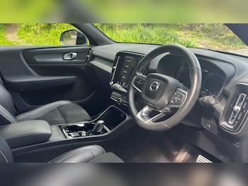 Used Volvo XC40 2021 for sale - 78463791: Photo