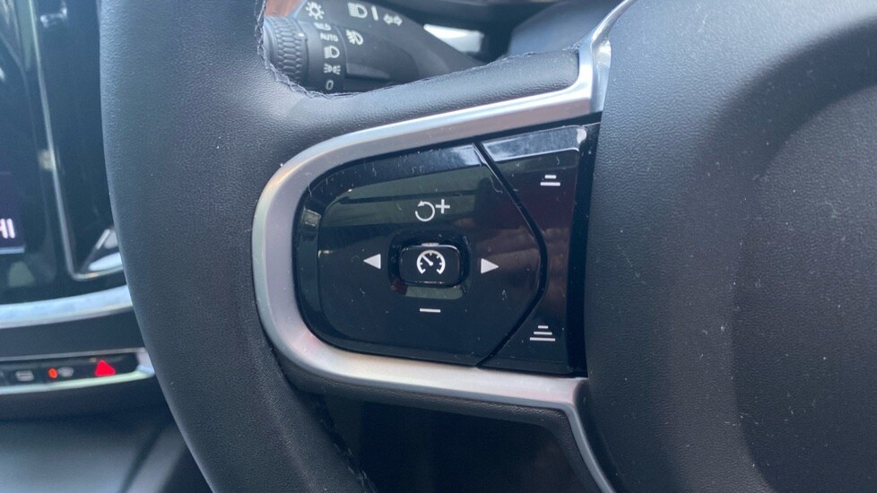 Used Volvo V60 2021 for sale - 77397447: Photo 31