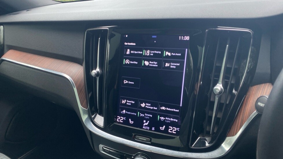 Used Volvo V60 2021 for sale - 77397447: Photo 51