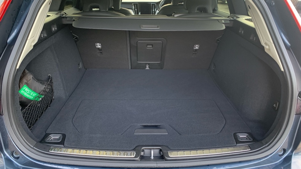 Used Volvo V60 2025 for sale - 77095251: Photo 14