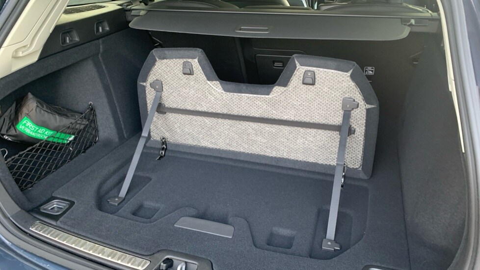 Used Volvo V60 2025 for sale - 77095251: Photo 16