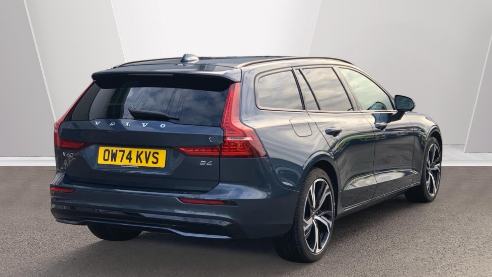 Used Volvo V60 2025 for sale - 77095251: Photo 2