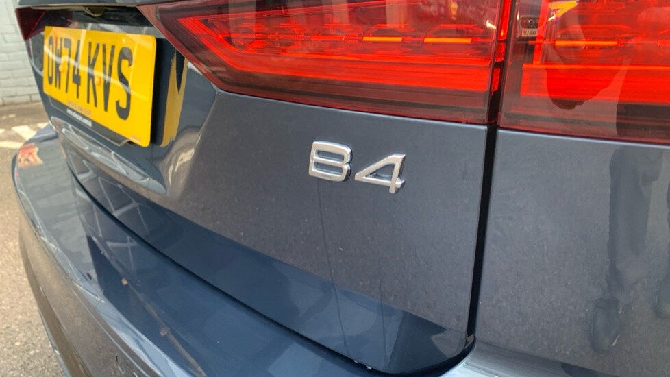 Used Volvo V60 2025 for sale - 77095251: Photo 24