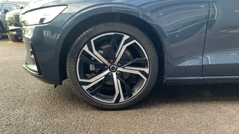 Used Volvo V60 2025 for sale - 77095251: Photo 25