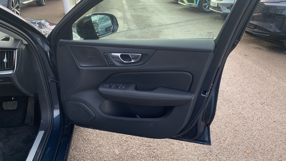 Used Volvo V60 2025 for sale - 77095251: Photo 28