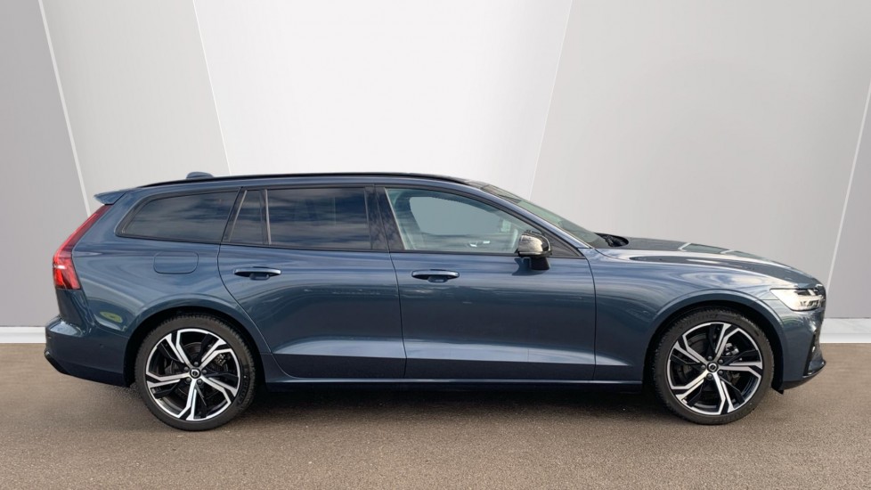 Used Volvo V60 2025 for sale - 77095251: Photo 3