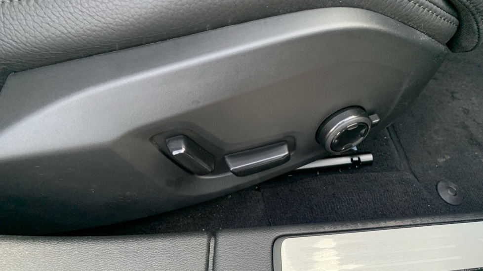 Used Volvo V60 2025 for sale - 77095251: Photo 31