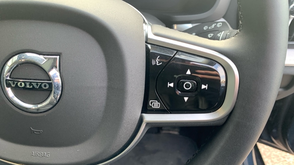 Used Volvo V60 2025 for sale - 77095251: Photo 32