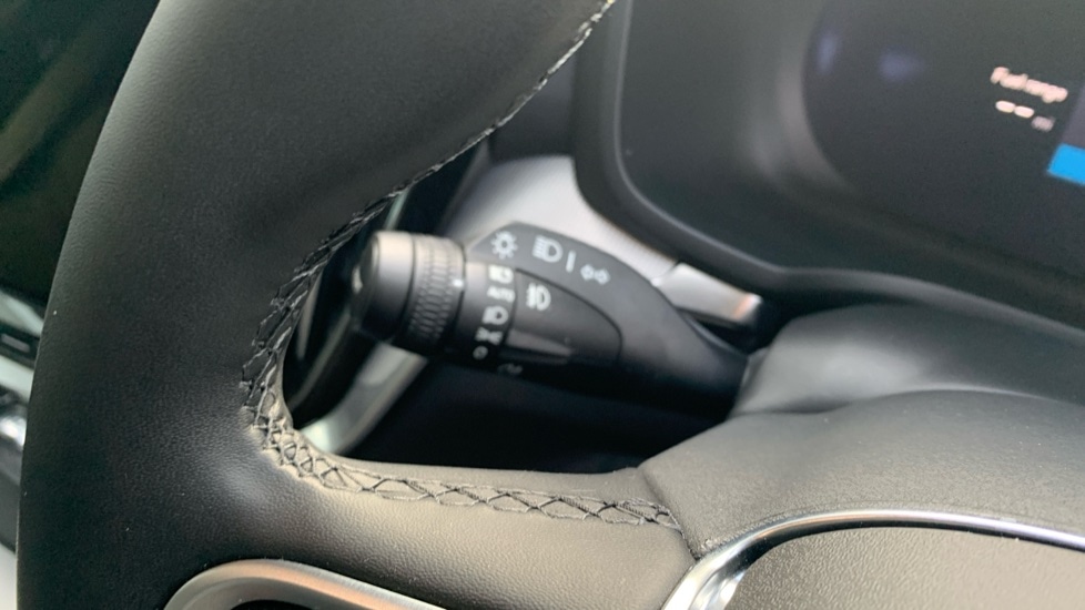 Used Volvo V60 2025 for sale - 77095251: Photo 35