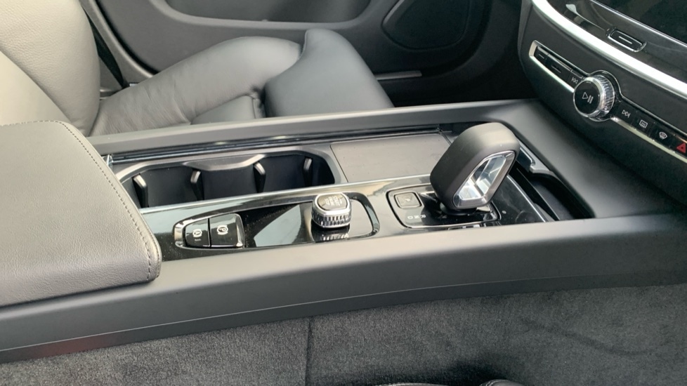 Used Volvo V60 2025 for sale - 77095251: Photo 37