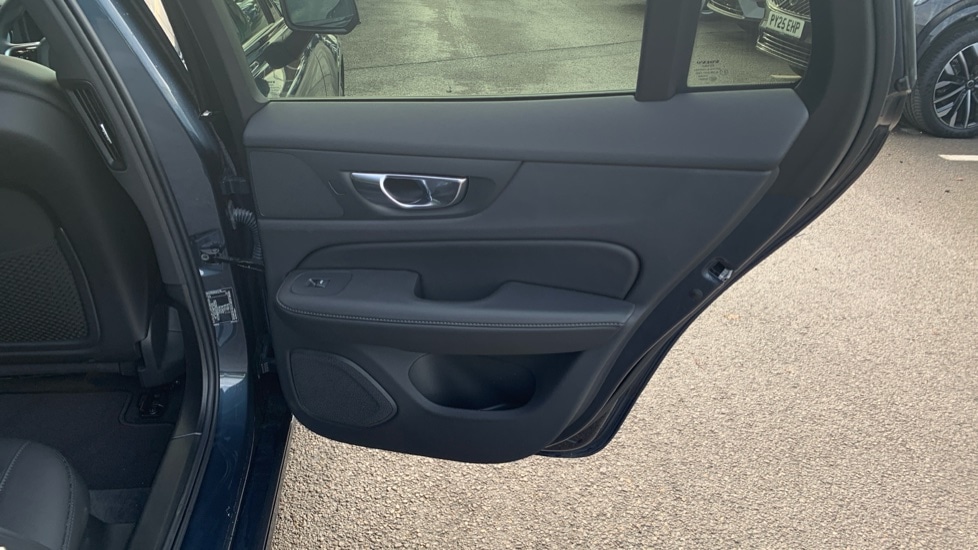 Used Volvo V60 2025 for sale - 77095251: Photo 41