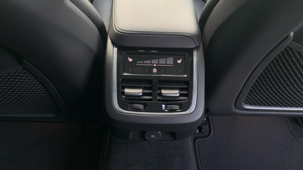 Used Volvo V60 2025 for sale - 77095251: Photo 45