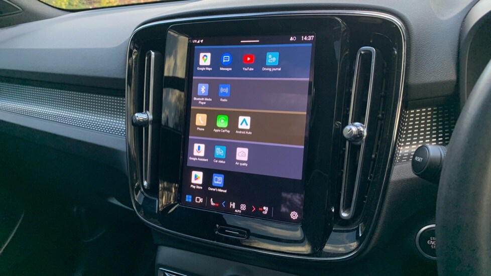 Used Volvo XC40 2023 for sale - 76447332: Photo 47