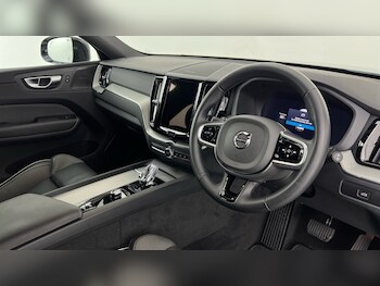 Used Volvo XC60 2025 for sale - 78232887: Photo