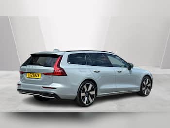 Used Volvo V60 2025 for sale - 79663045: Photo