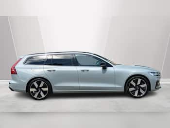 Used Volvo V60 2025 for sale - 79663045: Photo