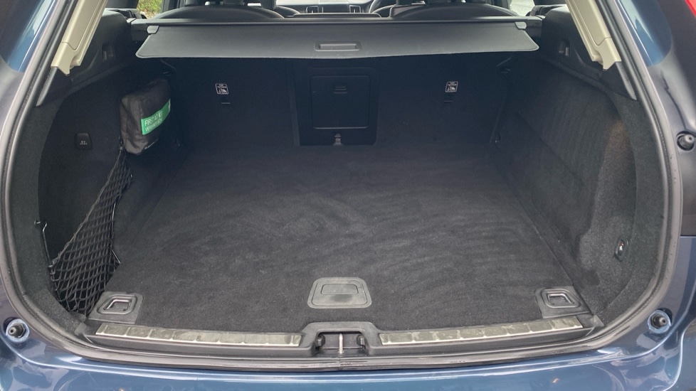 Used Volvo XC60 2023 for sale - 77164157: Photo 14