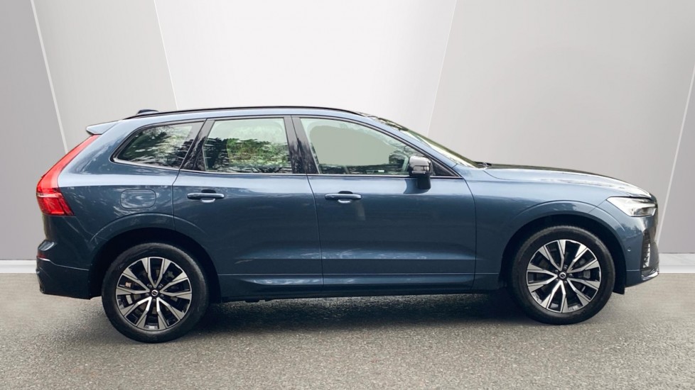 Used Volvo XC60 2023 for sale - 77164157: Photo 3