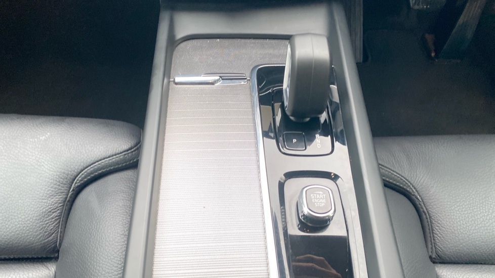 Used Volvo XC60 2023 for sale - 77164157: Photo 43