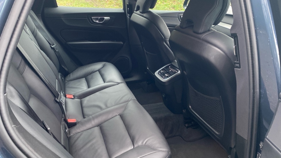 Used Volvo XC60 2023 for sale - 77164157: Photo 6