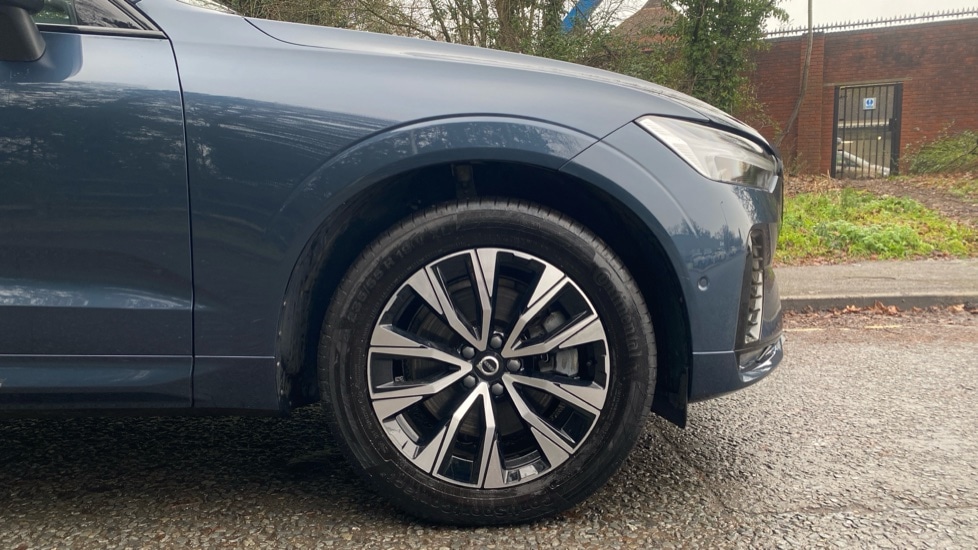 Used Volvo XC60 2023 for sale - 77164157: Photo 9