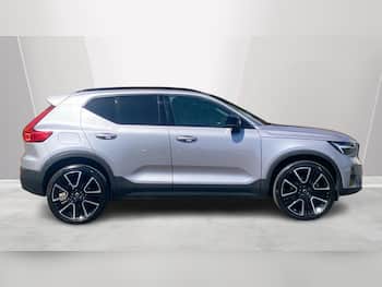 Used Volvo XC40 2025 for sale - 79554054: Photo