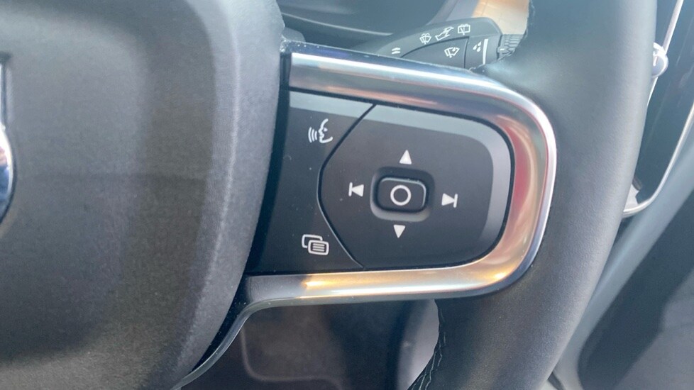 Used Volvo XC40 2024 for sale - 77627504: Photo 34