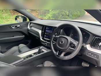 Used Volvo XC60 2021 for sale - 75959684: Photo
