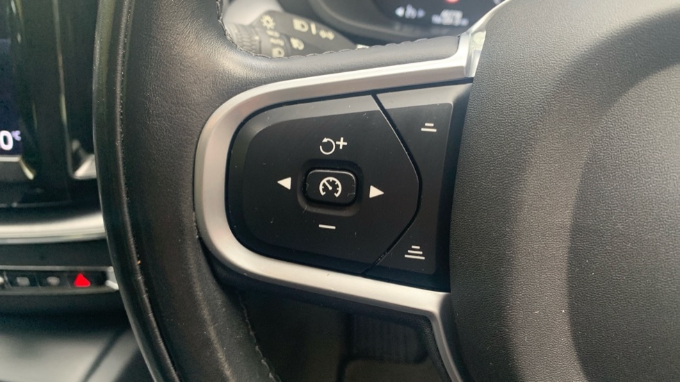 Used Volvo XC60 2021 for sale - 76593694: Photo 30