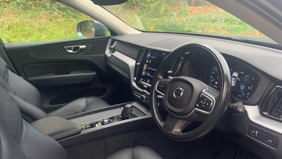 Used Volvo XC60 2021 for sale - 76593694: Photo 4
