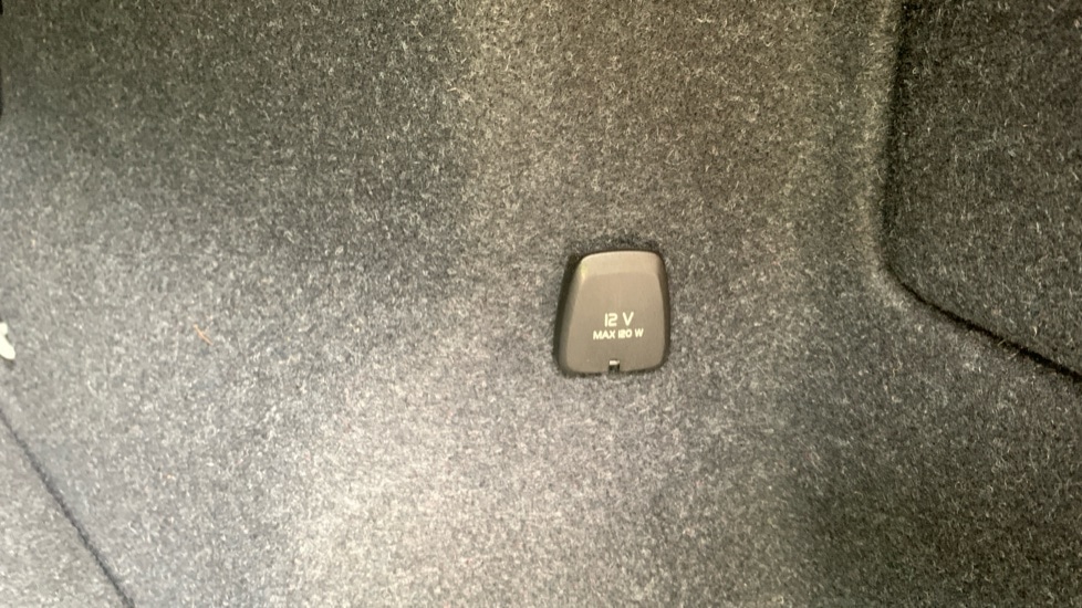 Used Volvo XC40 2022 for sale - 76586898: Photo 16