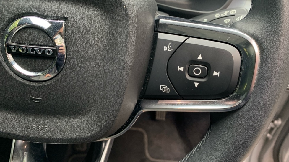 Used Volvo XC40 2022 for sale - 76586898: Photo 28