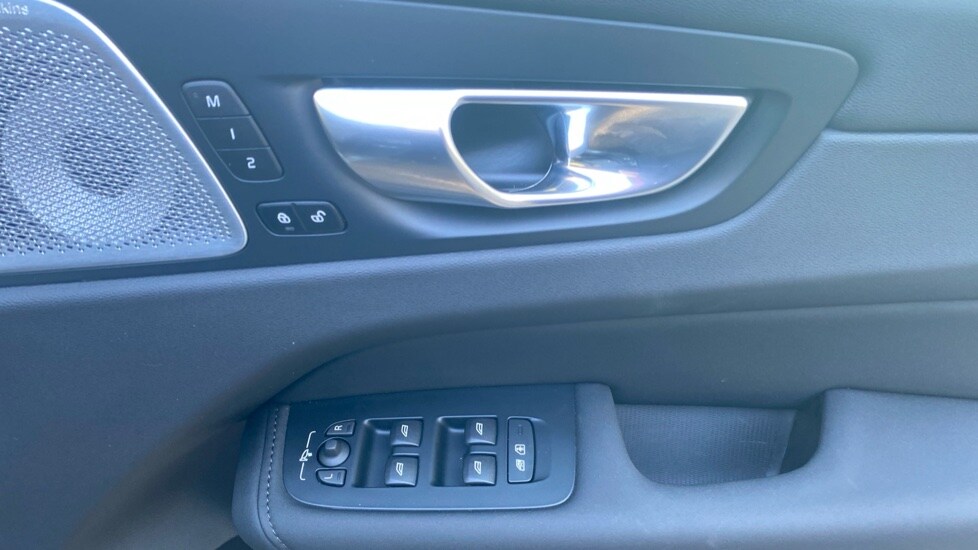 Used Volvo XC60 2025 for sale - 77899013: Photo 38