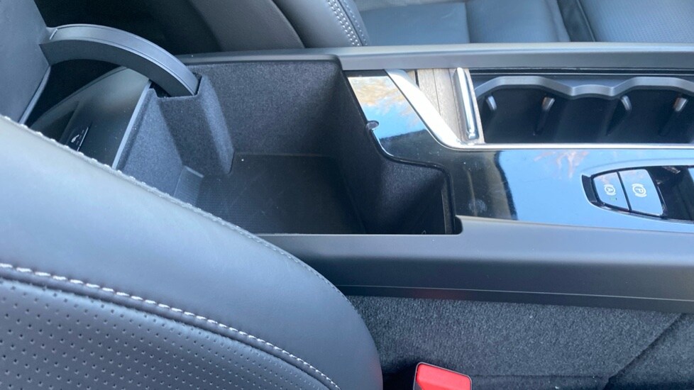 Used Volvo XC60 2025 for sale - 77899013: Photo 48