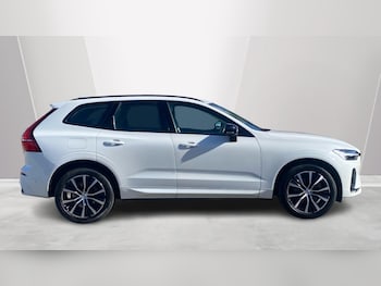 Used Volvo XC60 2023 for sale - 77810261: Photo