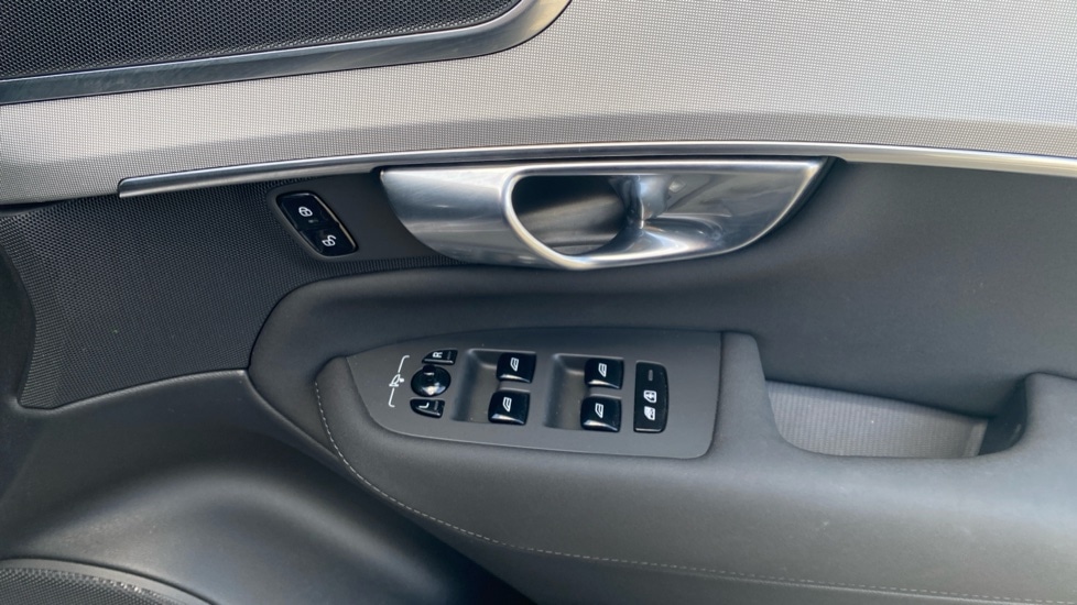 Used Volvo XC90 2025 for sale - 78049737: Photo 32