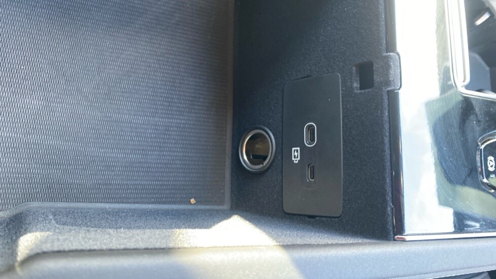 Used Volvo XC90 2025 for sale - 78049737: Photo 41