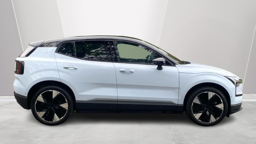 Used Volvo EX30 2025 for sale - 78137075: Photo 3