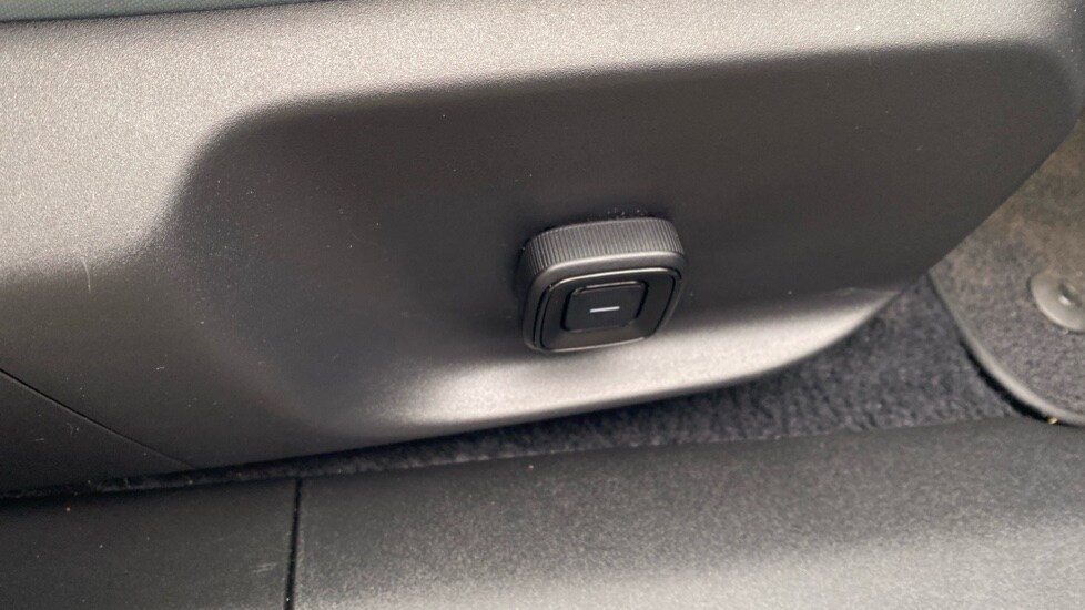 Used Volvo EX30 2025 for sale - 78137075: Photo 35