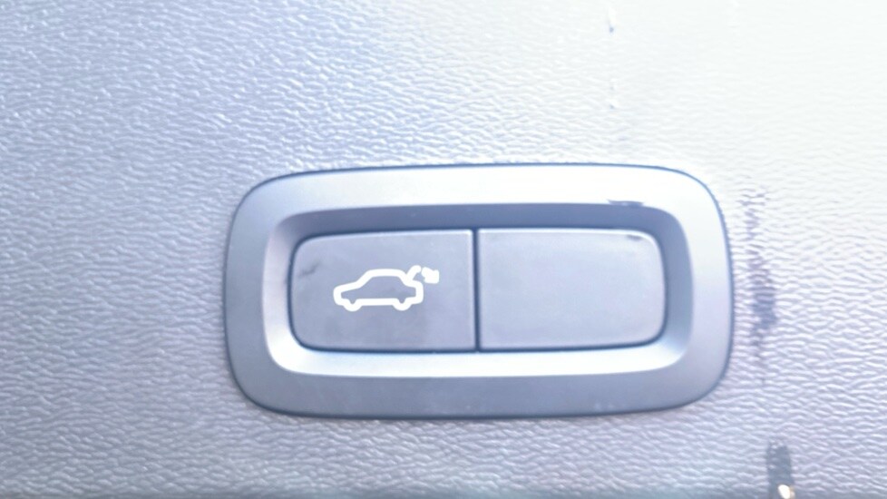 Used Volvo XC40 2021 for sale - 78049681: Photo 18