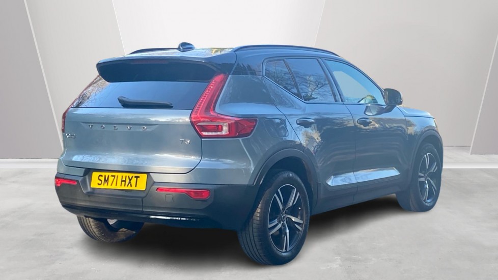 Used Volvo XC40 2021 for sale - 78049681: Photo 2