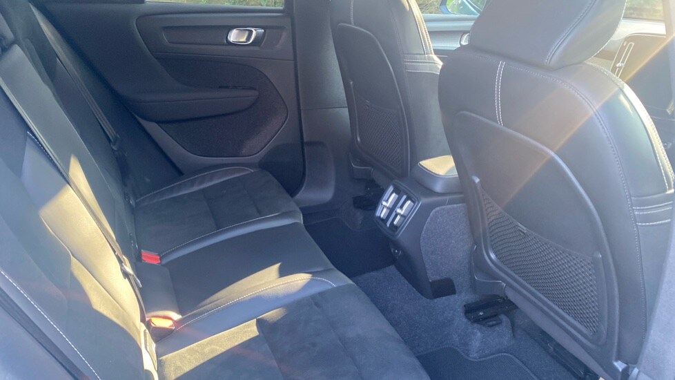 Used Volvo XC40 2021 for sale - 78049681: Photo 6