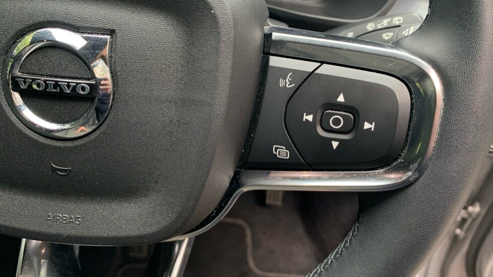 Used Volvo XC40 2022 for sale - 76055734: Photo 28