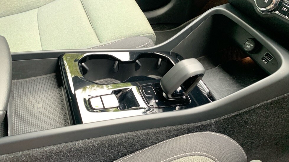 Used Volvo XC40 2022 for sale - 76055734: Photo 32