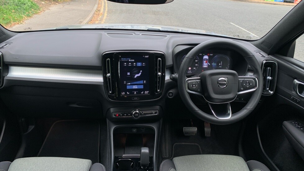 Used Volvo XC40 2022 for sale - 76055734: Photo 5