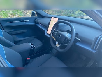 Used Volvo EX30 2025 for sale - 77293444: Photo