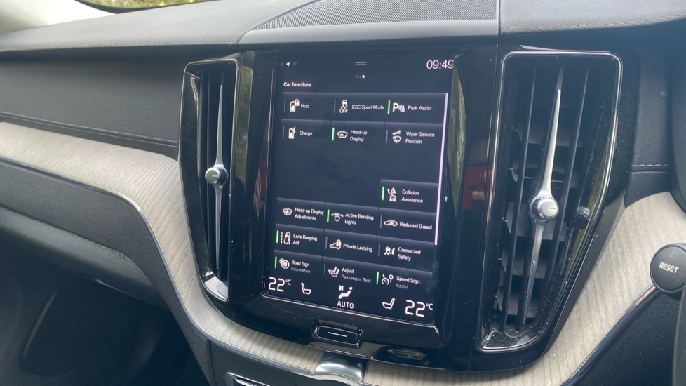 Used Volvo XC60 2020 for sale - 78022210: Photo 45